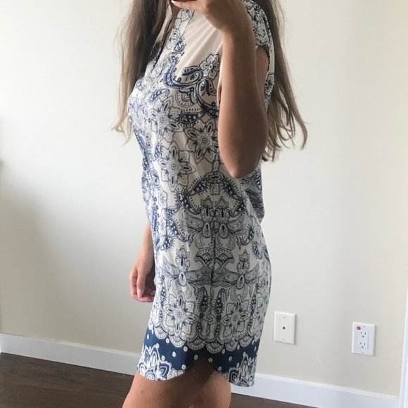 tunic dress - Picture 2 of 2